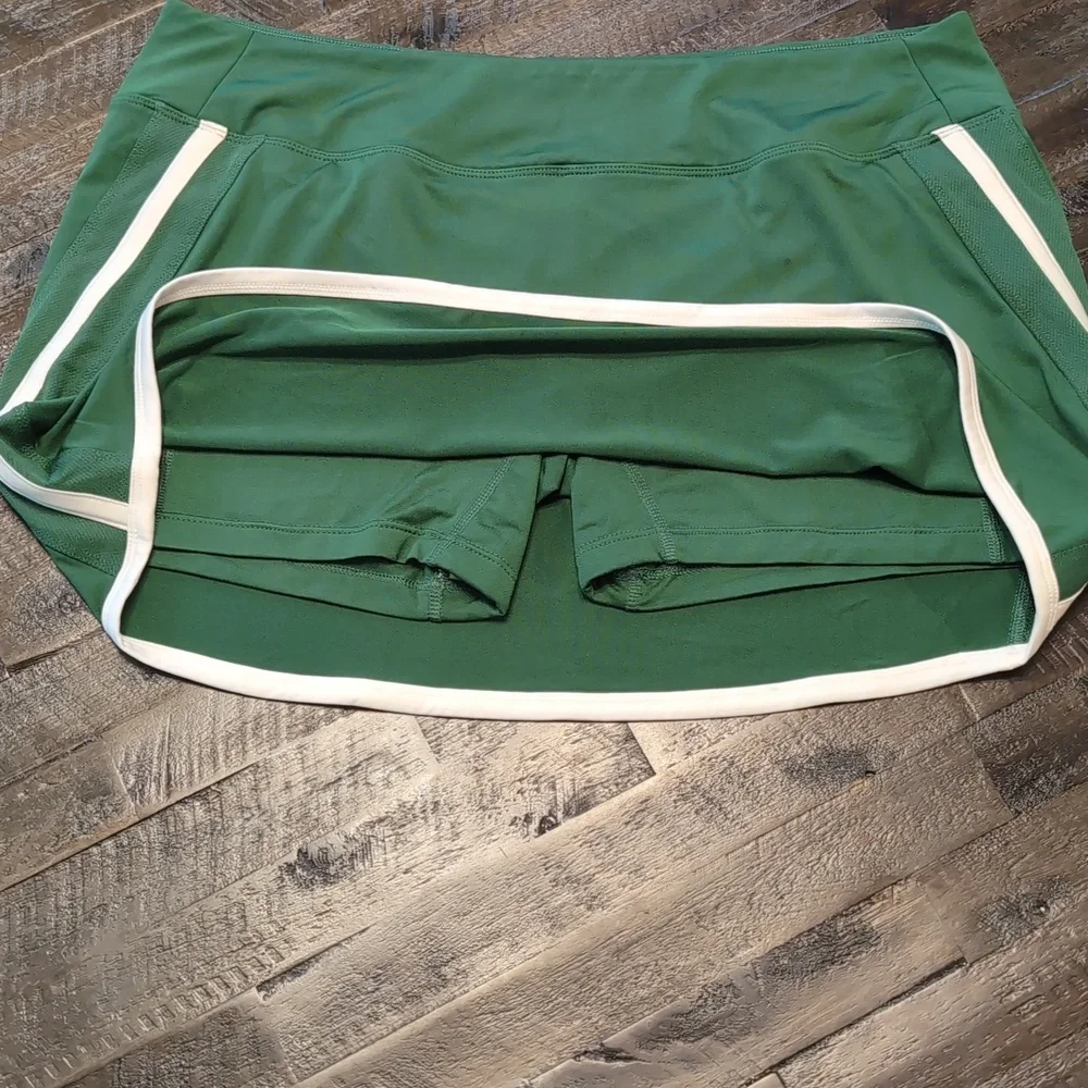 Nike Green Tennis Skort with White Trim, Large